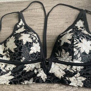 PINK Velvet Floral Lightly Lined Bralette - Black and Cream Size Medium